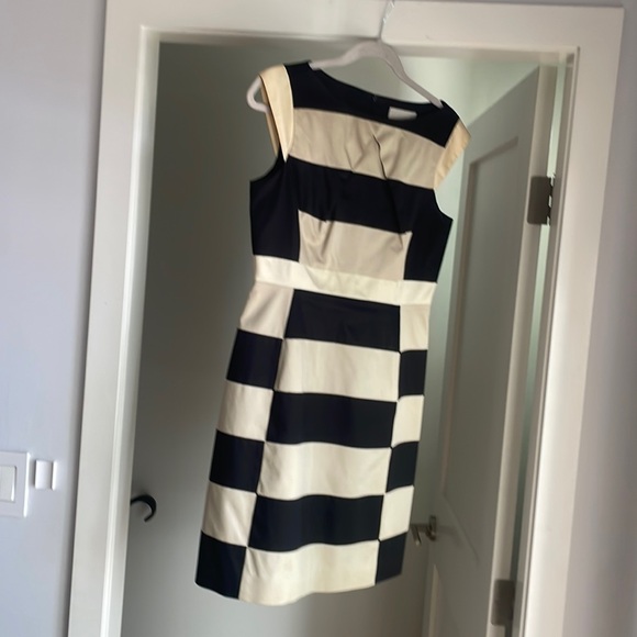 Colour block dress - Picture 1 of 6